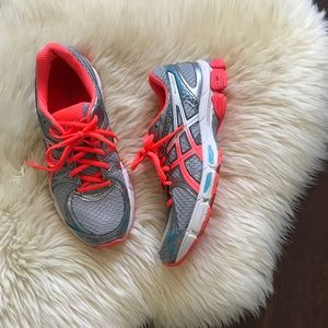 pink asics running shoes